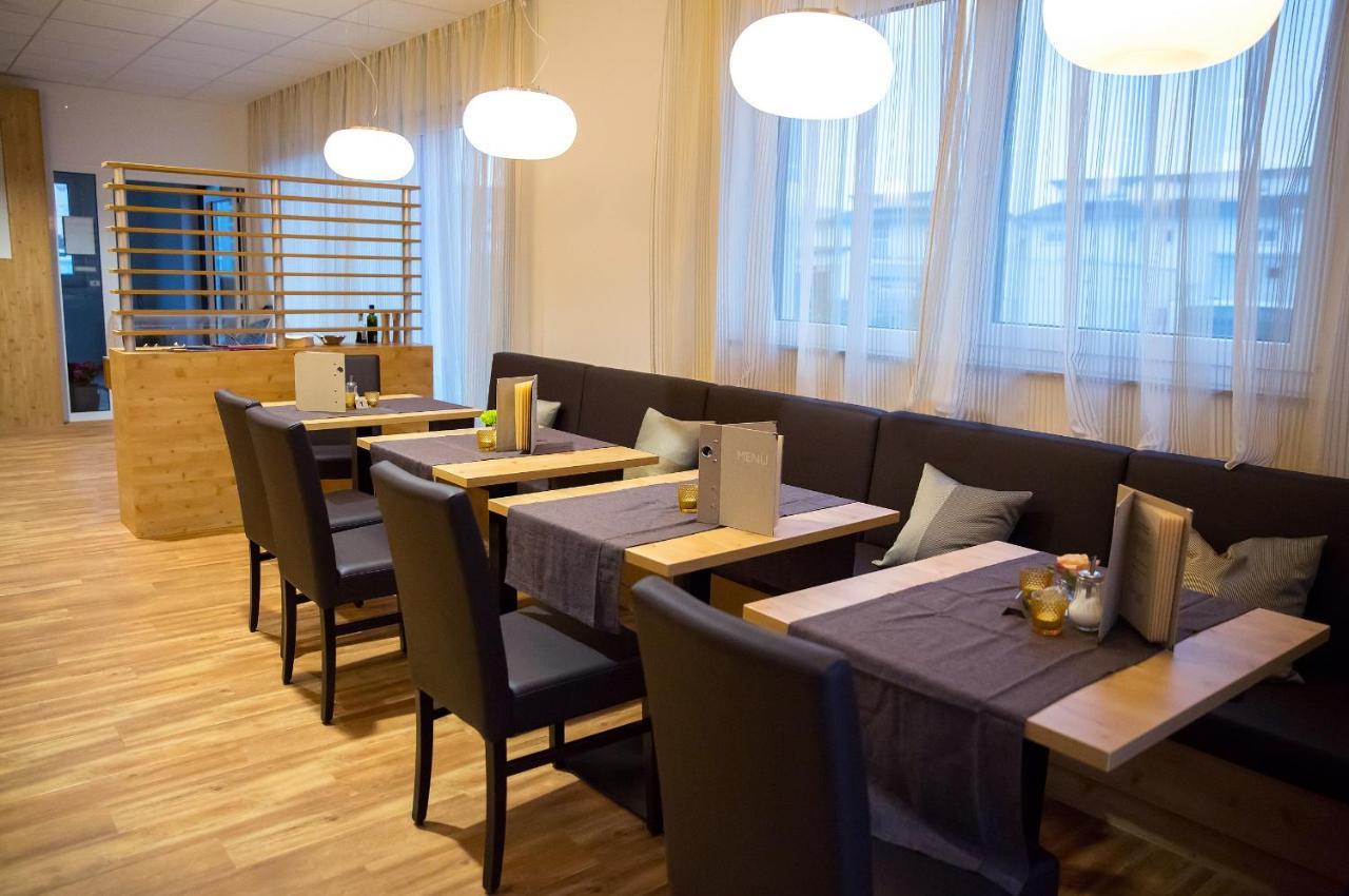 Plus Punkt Private Spa Weingarten  Kültér fotó