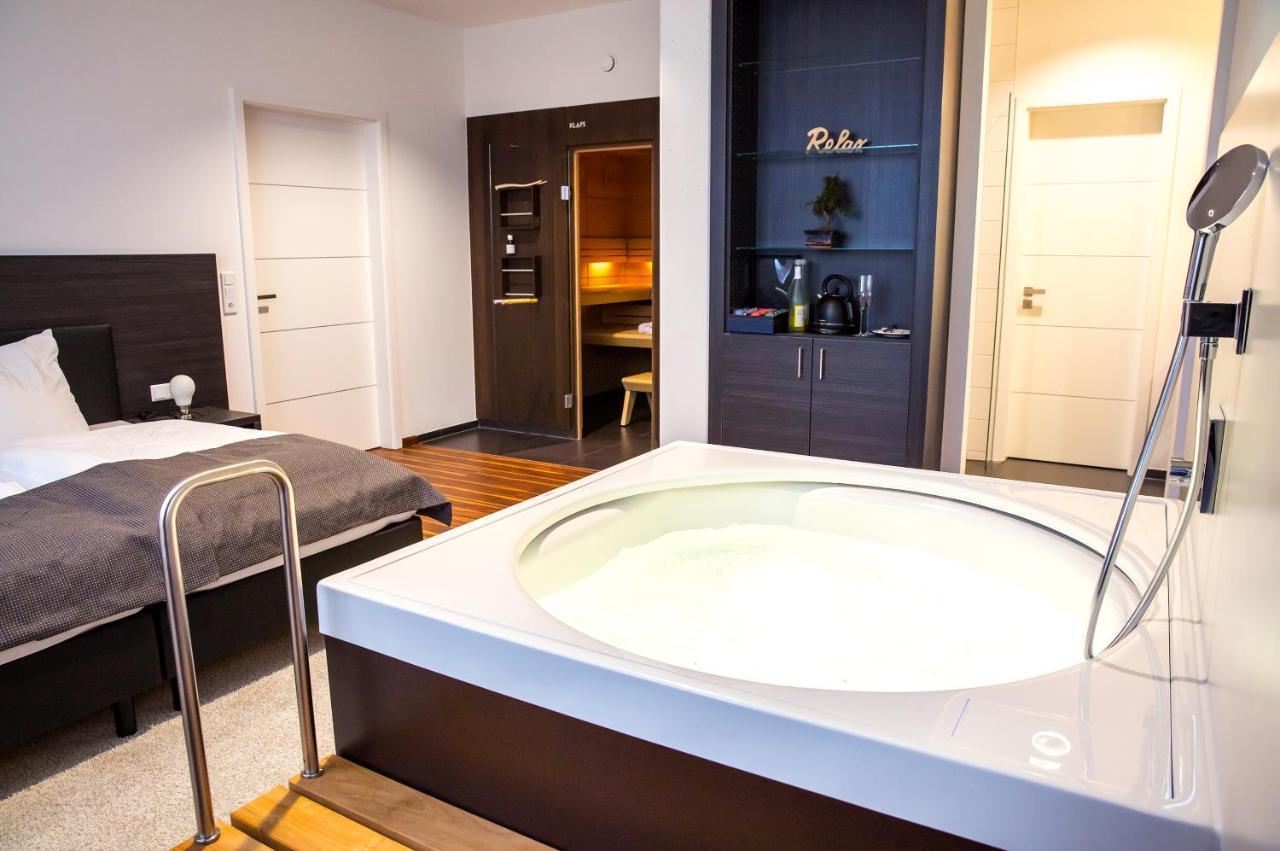 Plus Punkt Private Spa Weingarten  Kültér fotó